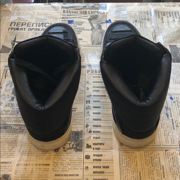 Alejandro Ingelmo Men’s Sneakers - Picture 3 of 5